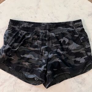 Athleta | Black and Gray Camouflage Athletic Shorts Size XL